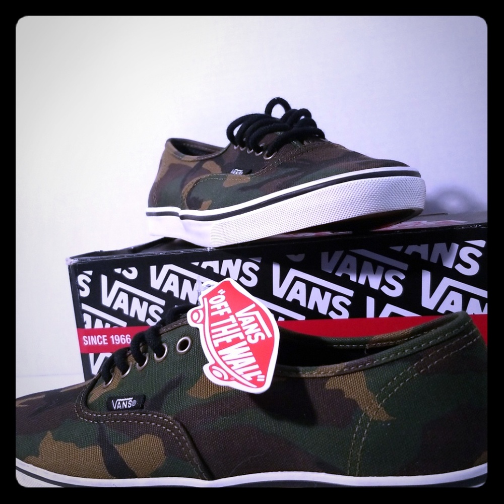 Converse Authentic lo pro (womens 8.5)